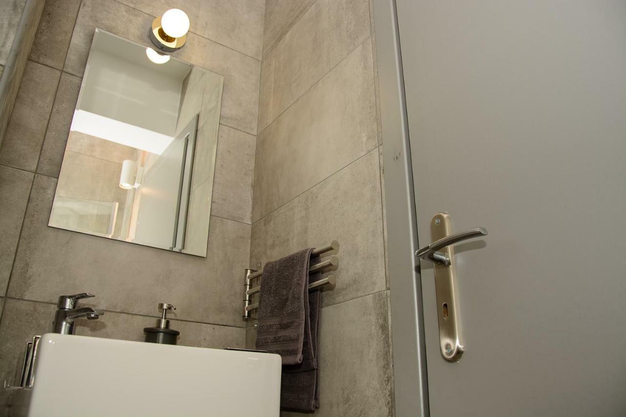 Comfy Brand New Apt Near Acropolis Museum Leilighet Athen Eksteriør bilde